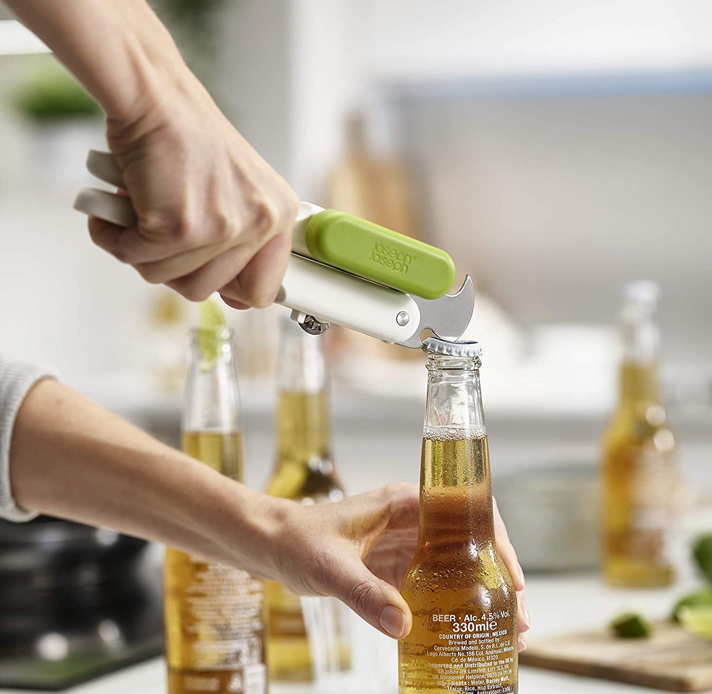 Pivot 3-in-1 Can Opener