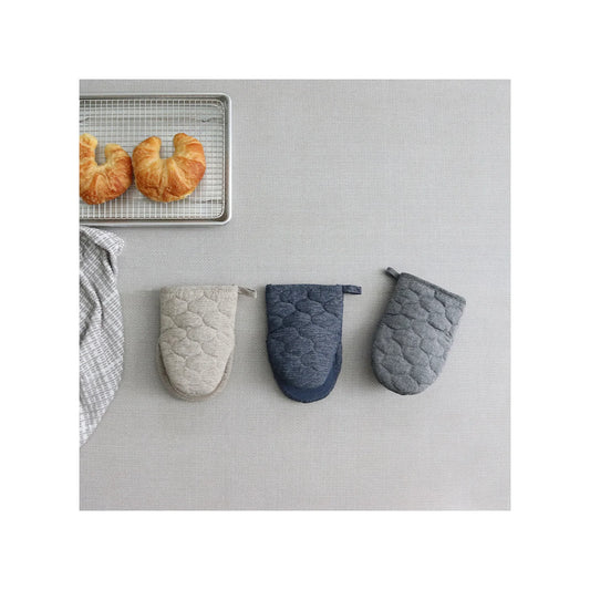 Heathered Textured Quilted Mini Mitt Pair With Silicone Grey