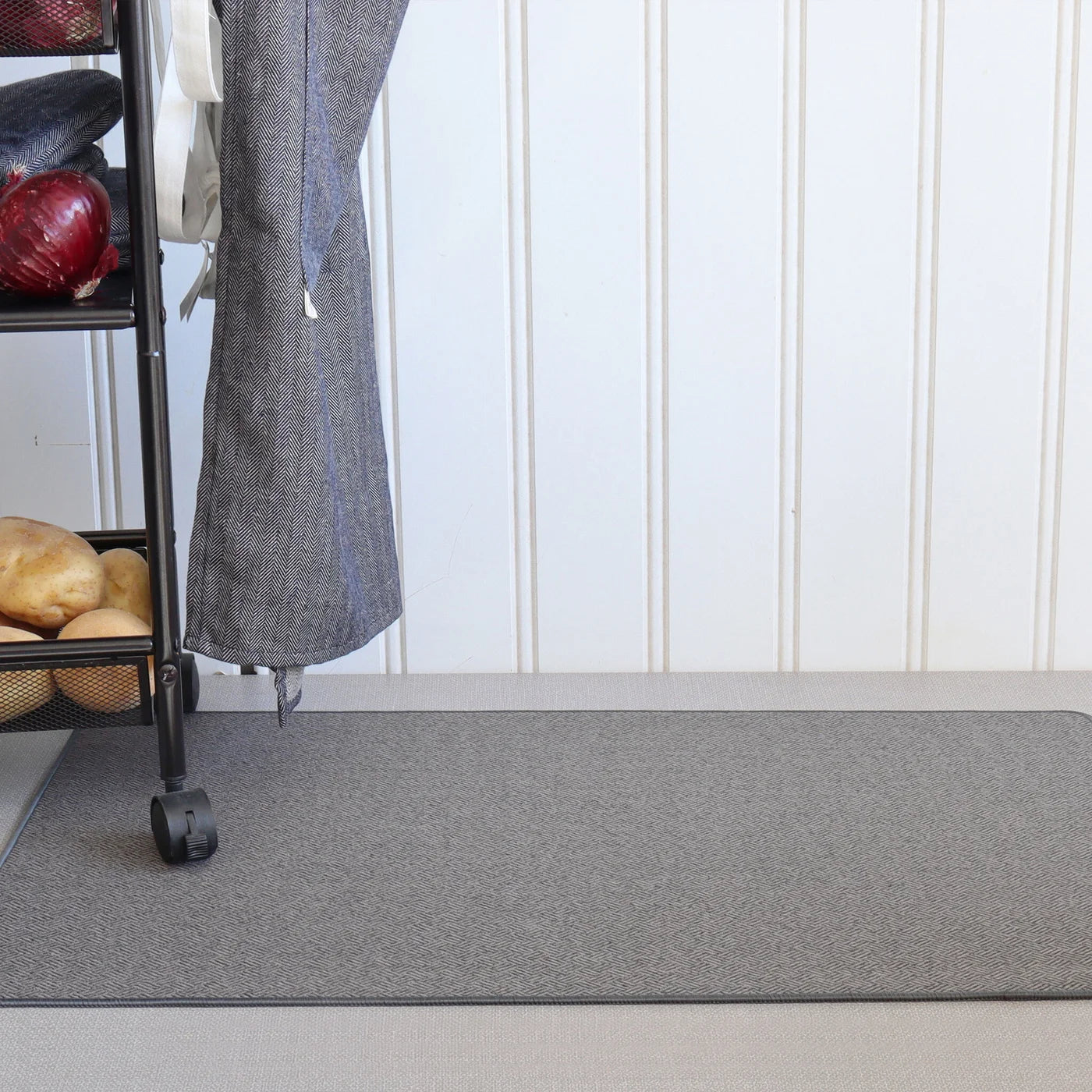 Hatch Washable Accent Mat Grey