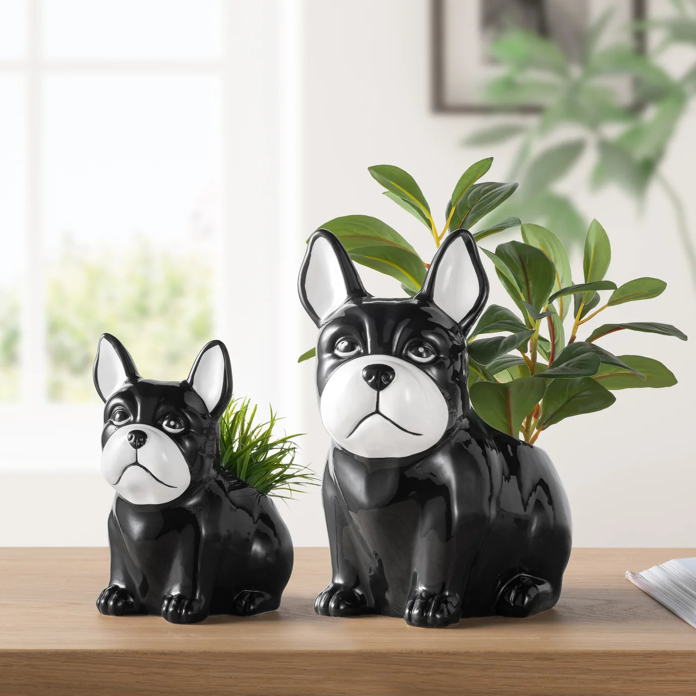 Barkley Bulldog 9.5h" Ceramic Drop Pot Planter