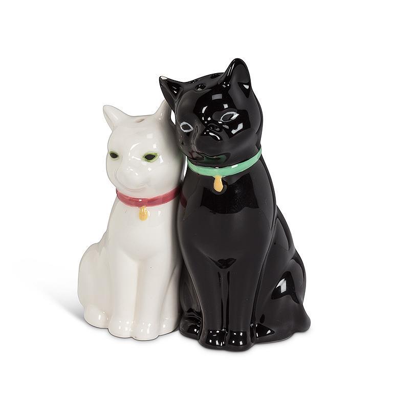 Cuddling Cat Salt & Pepper