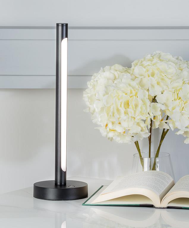 Slim Pole LED Table Lamp Black
