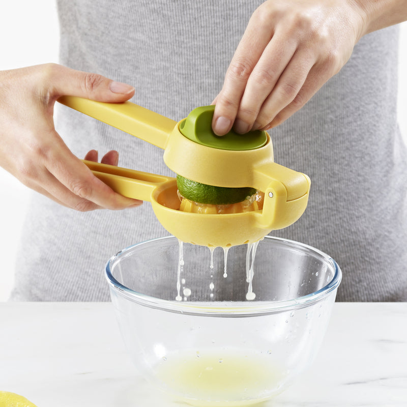 JuiceMax™ Dual-Action Citrus Juicer