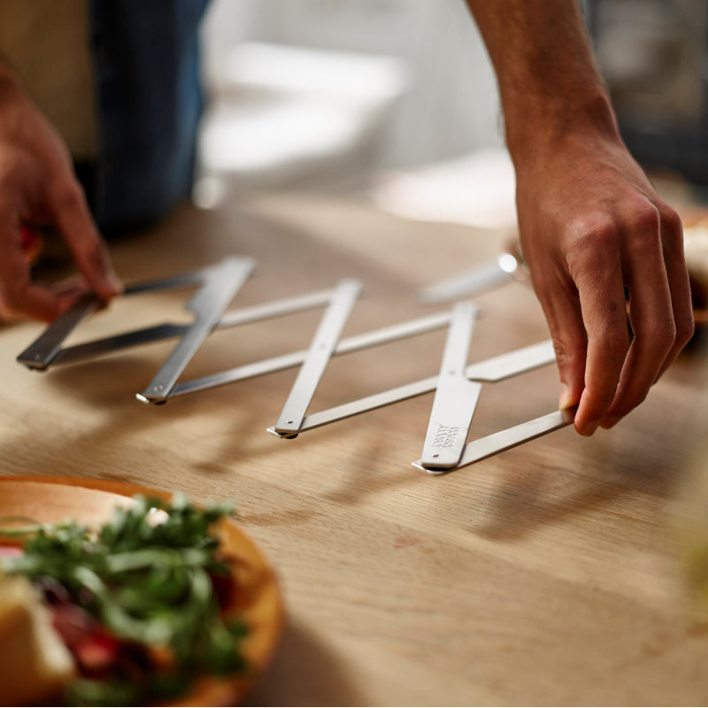 SPACE™ Expandable Trivet