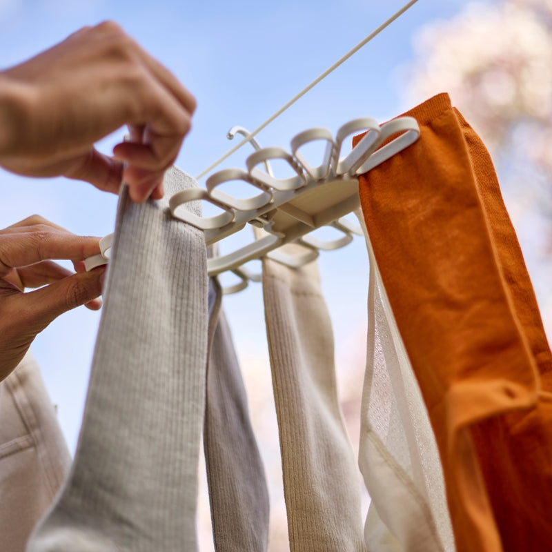 Petal™ Quick Drying Hanger 22-grips