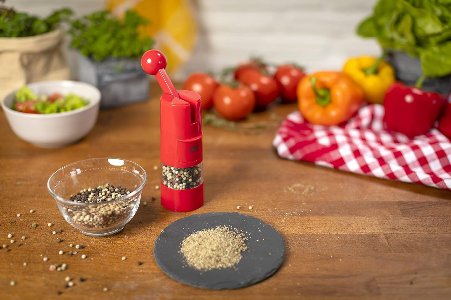 Spice grinder  Ratchet Red