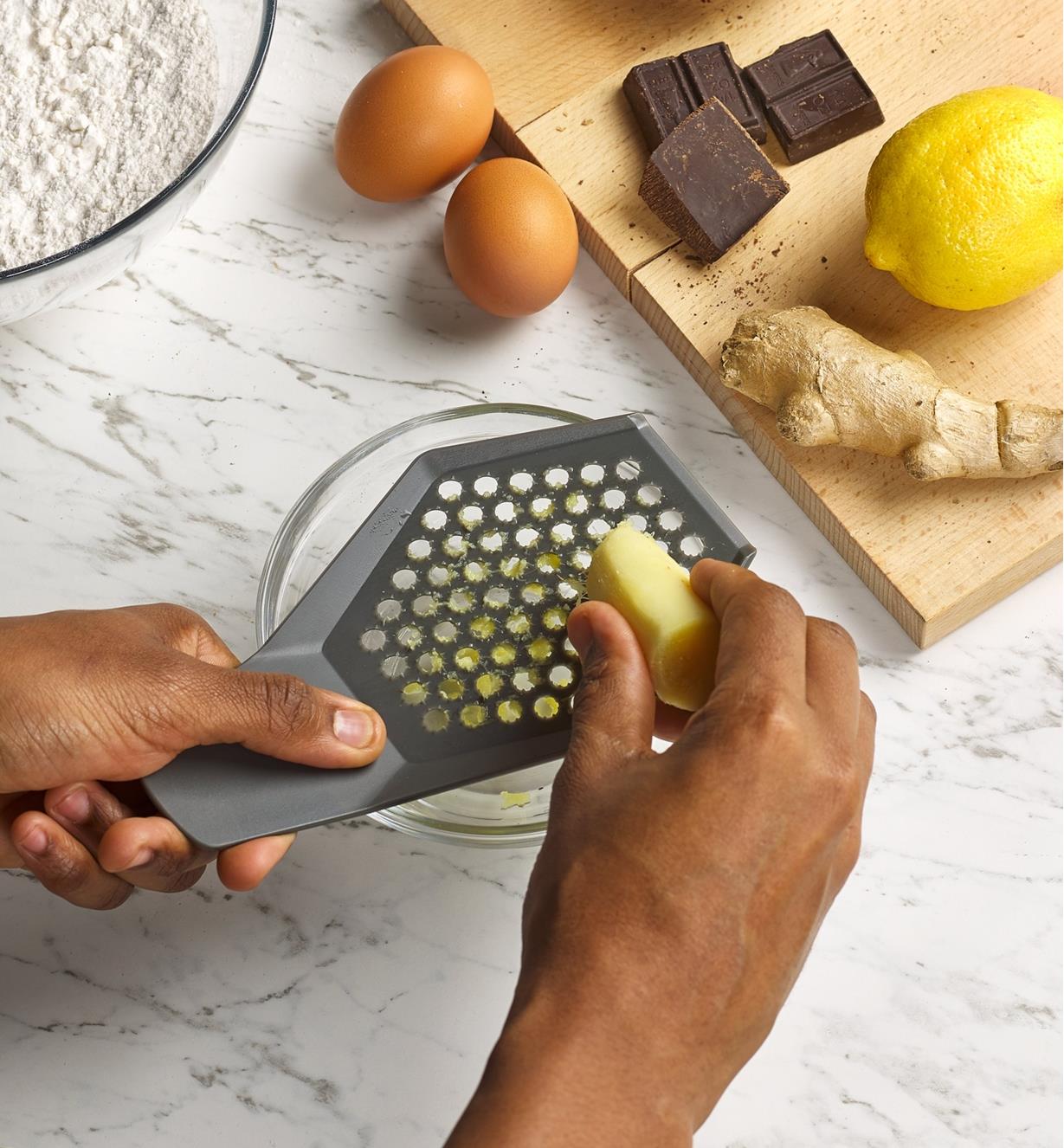 Hand Grater Grey