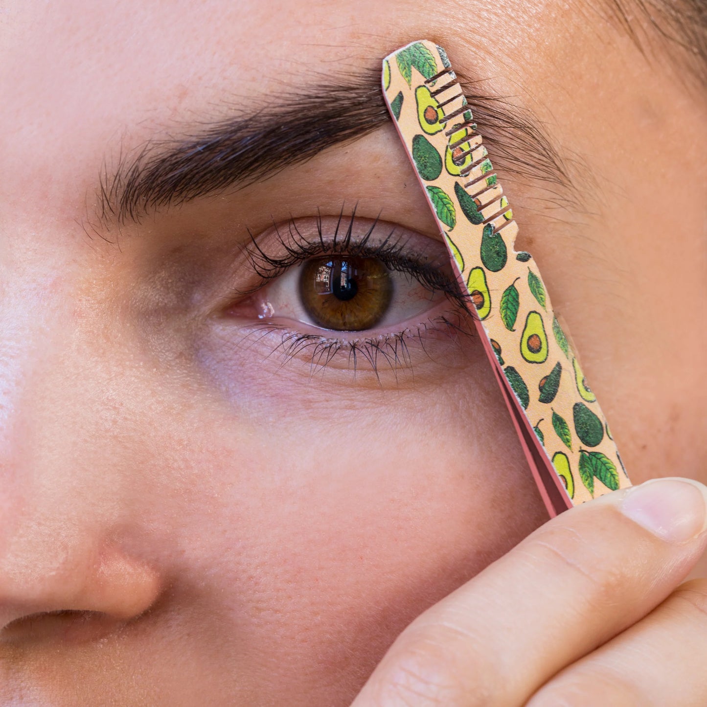 Tropical 2-in-1 brow tool