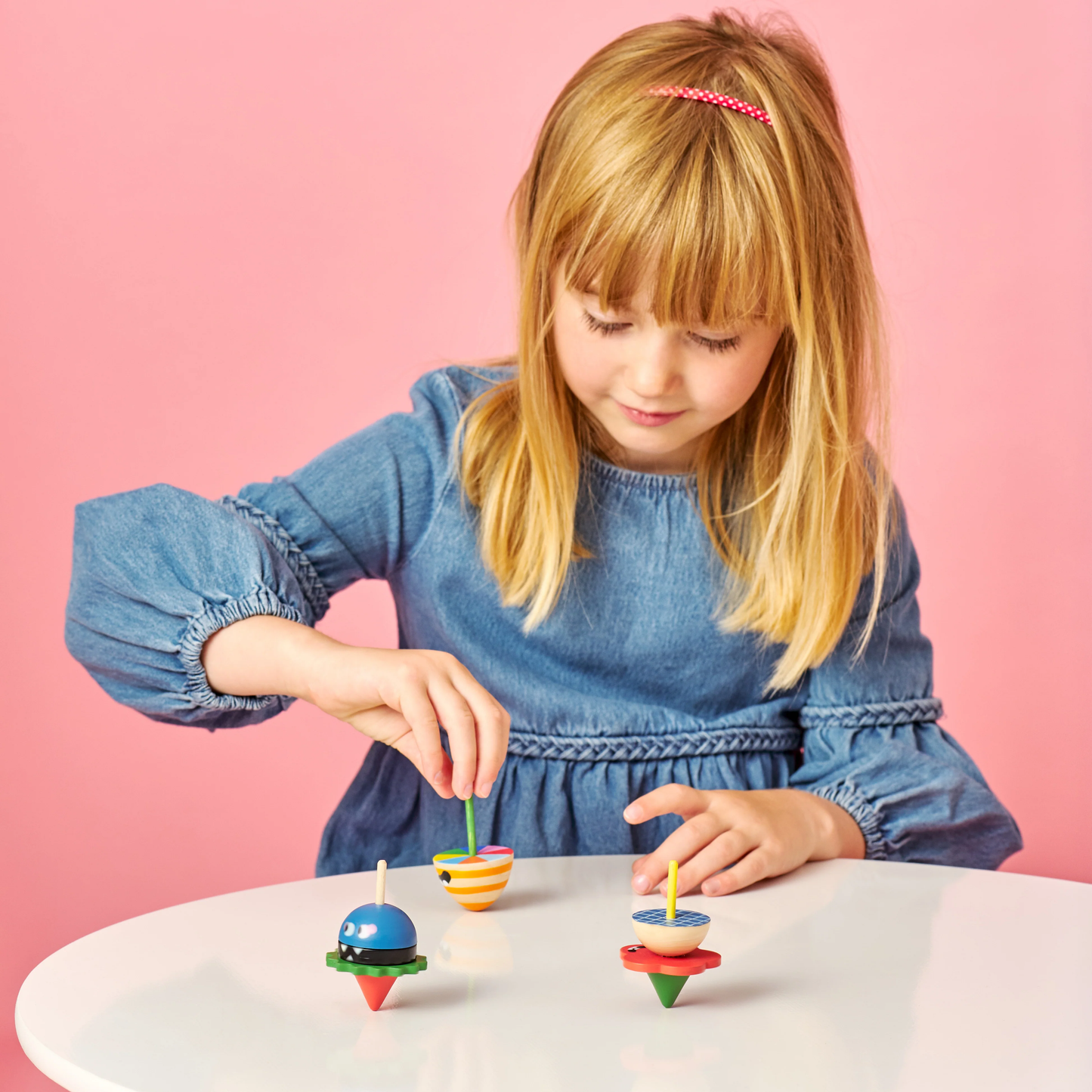 Dizzy monster spinning top