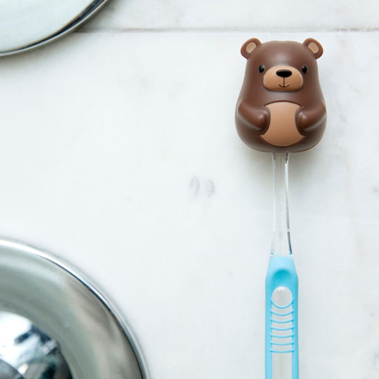 Bear toothbrush holder