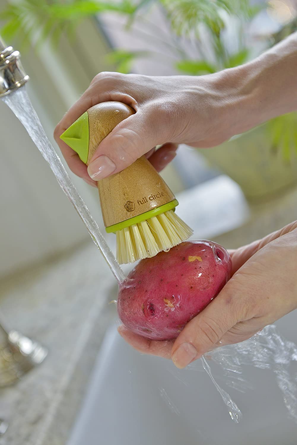 Eye-Removing Potato Scrubber GREEN