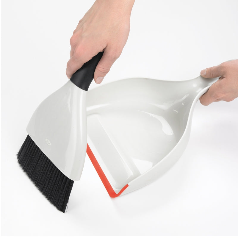 Dustpan & Brush Set