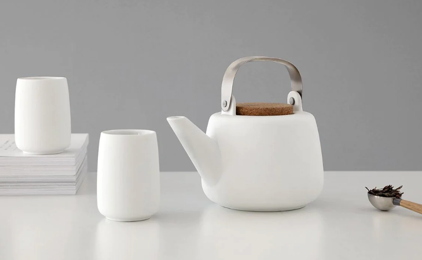 Nicola Porcelain Teapot Small 0.5L WHITE