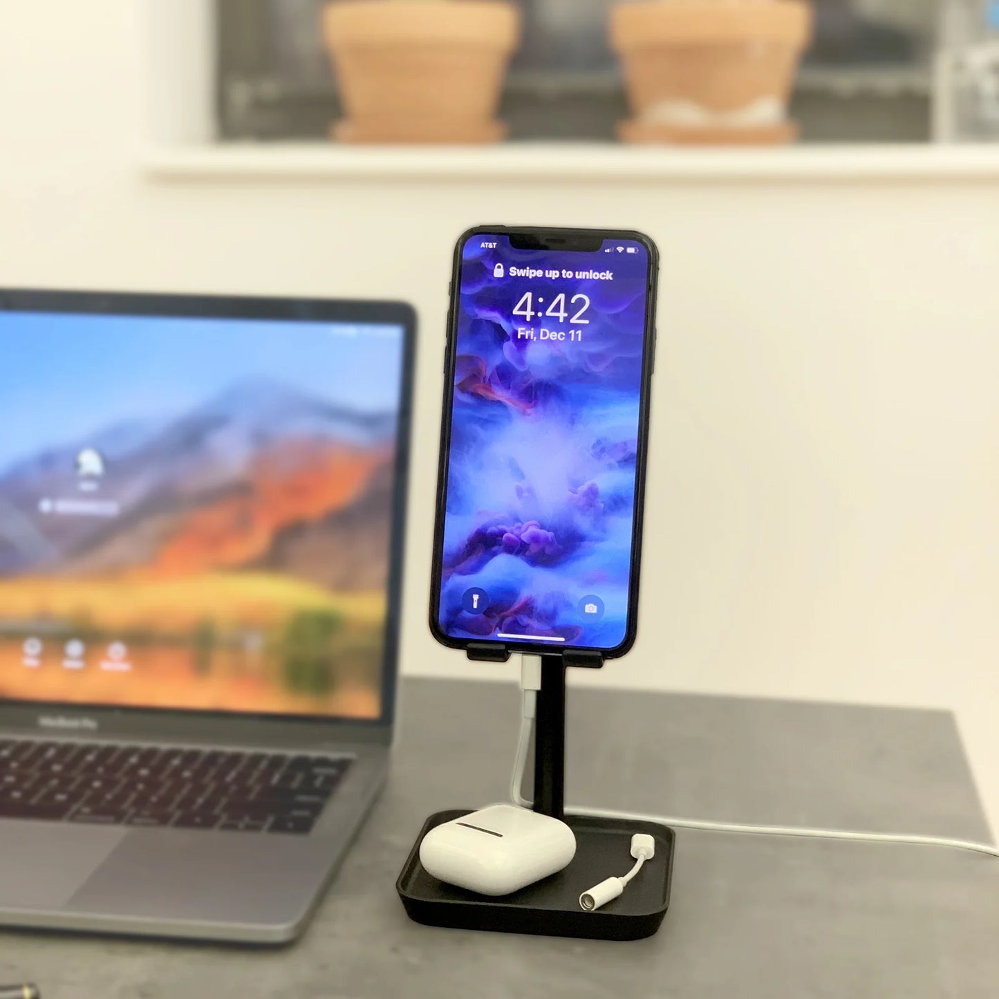 The Perfect Phone Stand BLACK